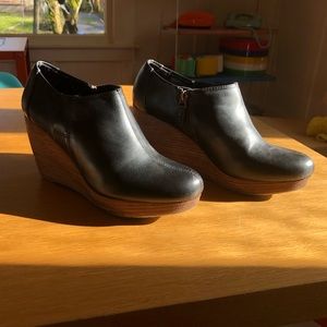 Doctor Scholls wedge booties